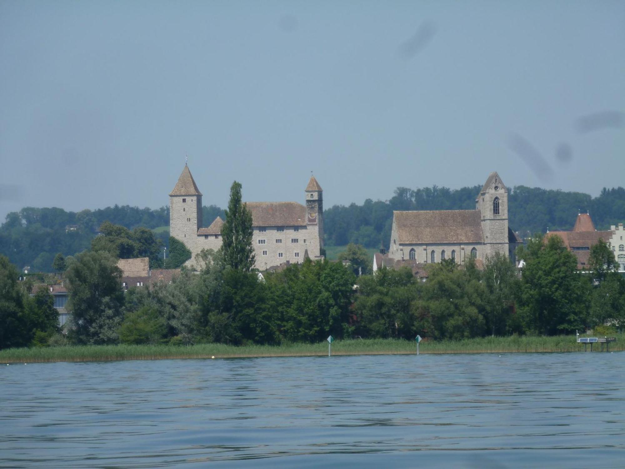 Ferienwohnung Rapperswil Exterior photo